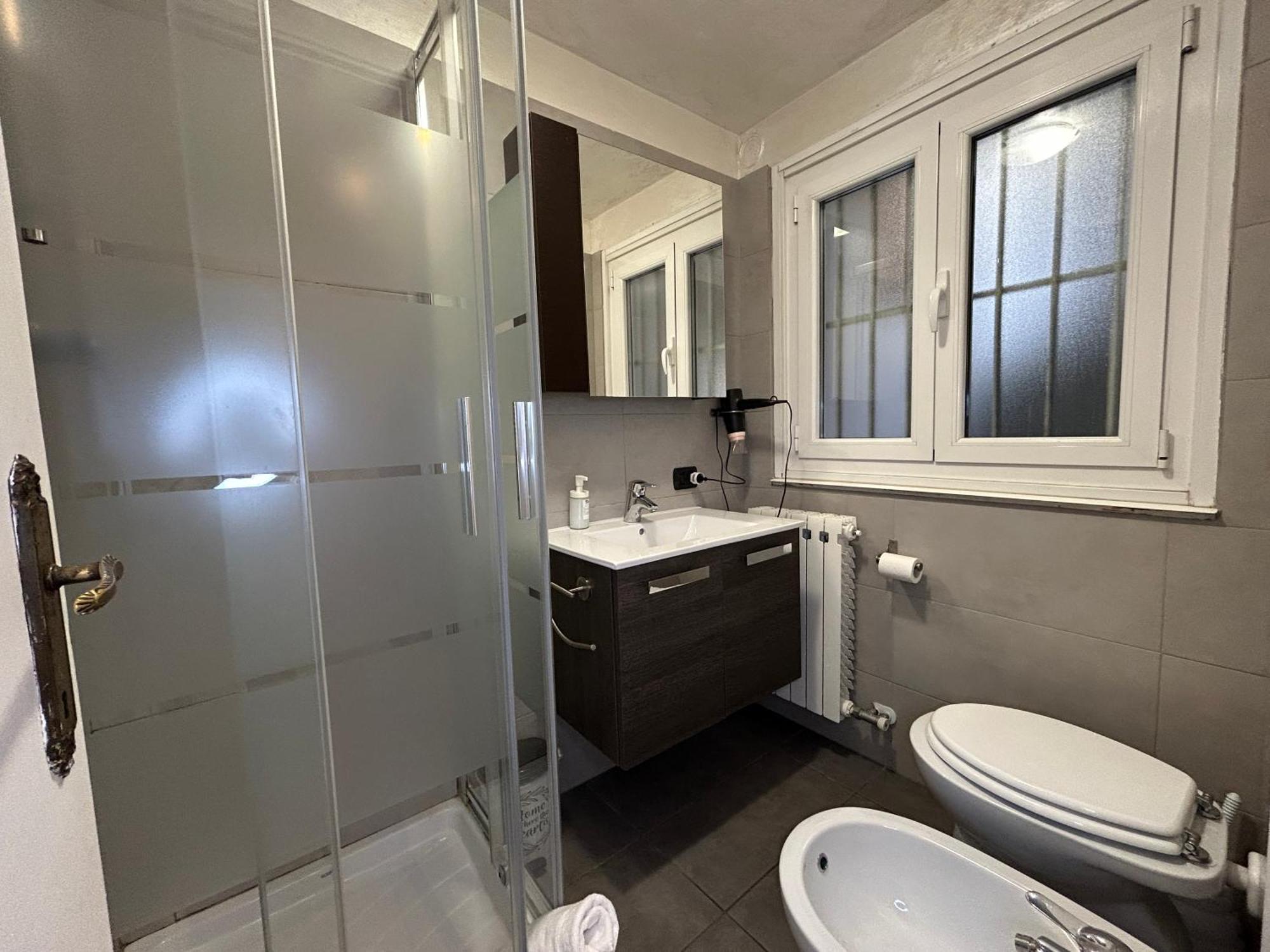 Alessandro 82 - Immobili E Soluzioni Rent Bergamo Ngoại thất bức ảnh