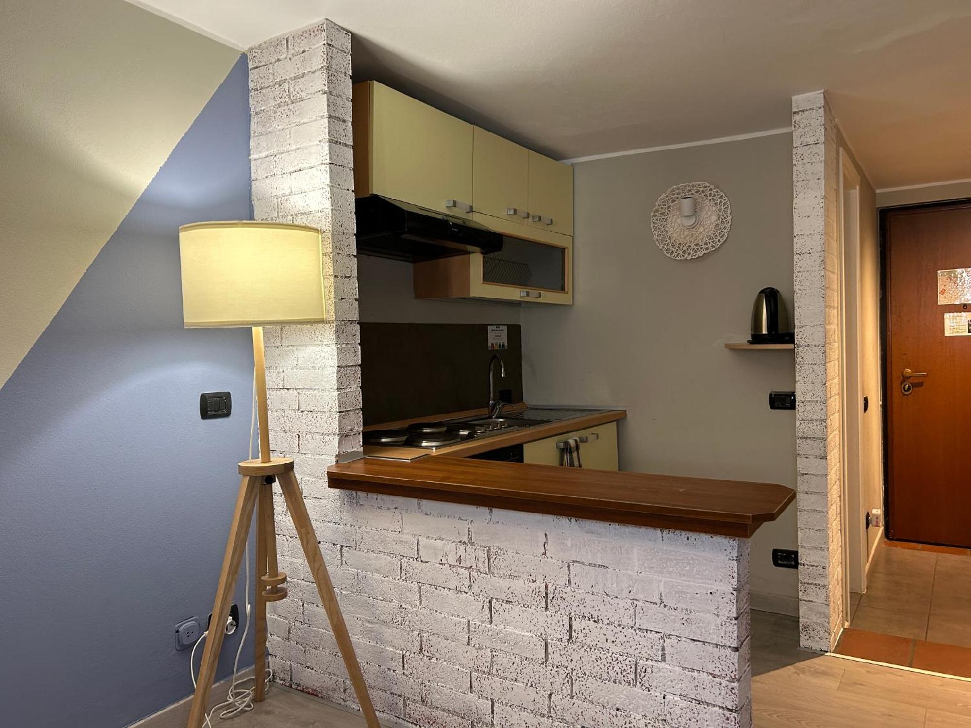 Alessandro 82 - Immobili E Soluzioni Rent Bergamo Ngoại thất bức ảnh